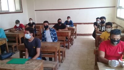 51 ألفا و721 طالبا بالدبلومات الفنية يؤدون الامتحانات اليوم في 219 لجنة بالدقهلية 