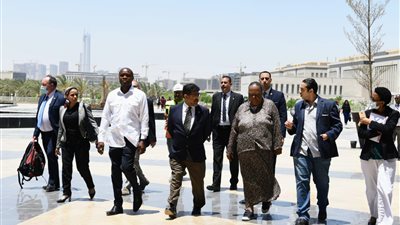 وزيرة خارجية جنوب افريقيا تتفقد مشروعات العاصمة الإدارية | صور