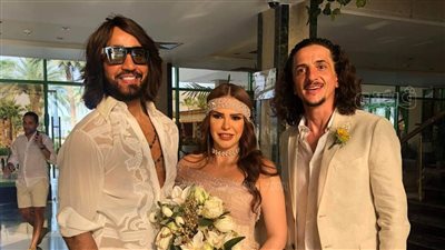 شاهد رقص دنيا عبد العزيز على أنغام أغنية 