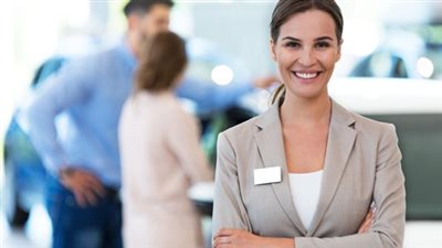 6 تجارب نسائية مذهلة في إدارة متاجر السيارات.. تعرف عليها 