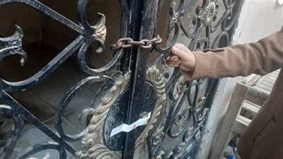 شاهد.. لحظة إغلاق أكبر سنتر تعليمي بالطالبية | فيديو