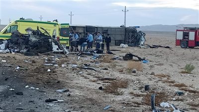 إصابة ضابط و2 أمناء في تصادم سيارة شرطة بشبرا الخيمة 