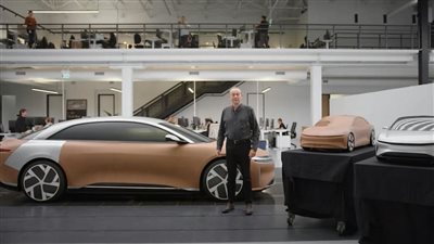 لوسيد آير السيدان الكهربائية تشبه سيارة ليموزين ضخمة | فيديو 