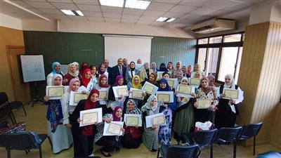 معلمات رياض الأطفال بتعليم أسيوط تحصدن المركز الثانى بمسابقة المعلمة الفعالة