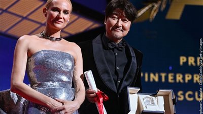 SONG Kang-Ho يقتنص جائزة أفضل ممثل بمهرجان كان السينمائي 2022