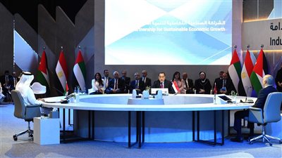 مصر والإمارات والأردن يوقعون مبادرة الشراكة الصناعية.. الزراعة والأغذية والأسمدة في مقدمة قطاعات التعاون الثلاثي