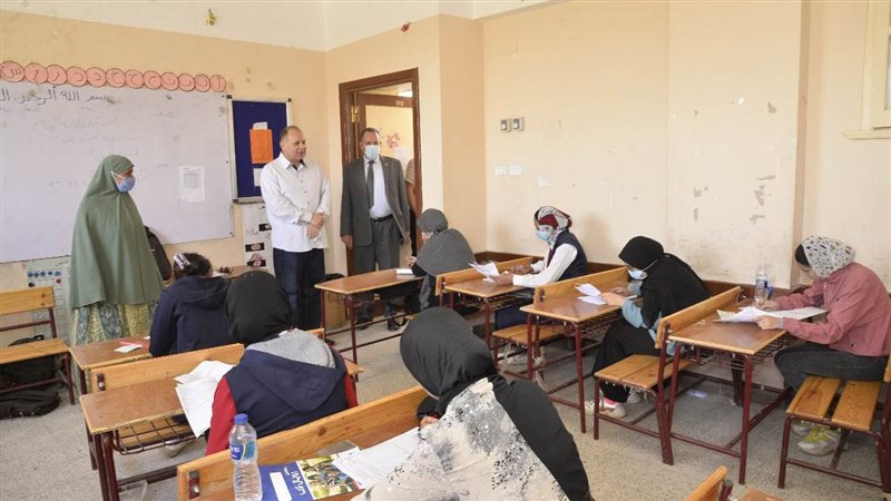 محافظ أسيوط يتفقد