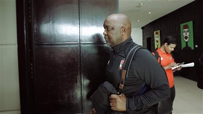 دوري أبطال إفريقيا| موسيماني يحاضر اللاعبين بالفيديو قبل خوض المران الختامي بالمغرب