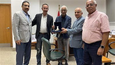 سفير سلطنة عمان يزور المتحف القومي للحضارة