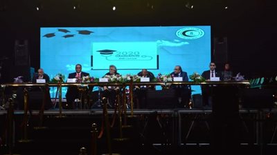 نقابة الأطباء بالإسكندرية تحتفل بتخريج دفعة جديدة 