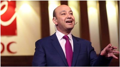 عمرو أديب: بروح الفانلة الحمراء سيفوز الأهلي بالقاضية على الوداد