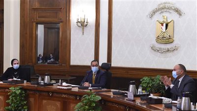 مدبولي يترأس اجتماعًا لمتابعة تنفيذ توجيهات الرئيس بتيسير إجراءات استيراد مستلزمات الإنتاج