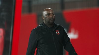 موسيماني يعلن تشكيل الأهلي لمباراة الوداد المغربي في نهائي أفريقيا