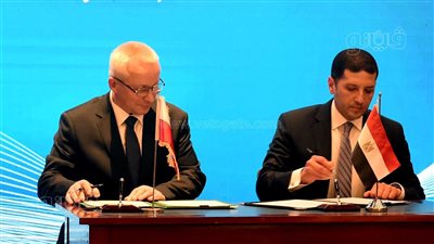 بحضور رئيسي وزراء البلدين.. توقيع مذكرة تفاهم بين هيئة الاستثمار في مصر وبولندا