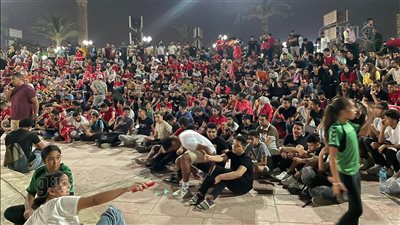 تواجد كبير لجماهير الأهلي بمركز شباب الجزيرة لدعم الفريق أمام الوداد | فيديو