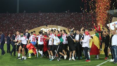 رسميا.. الوداد يتوج بطلا للدوري المغربي
