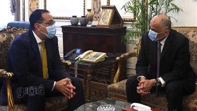 رئيس الوزراء يلتقي محافظ البنك المركزي لهذا السبب