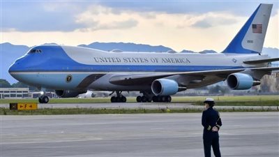 قدرات خارقة وضد الانفجار النووي.. تعرف على قدرات طائرة الرئاسة الأميركية الجديدة