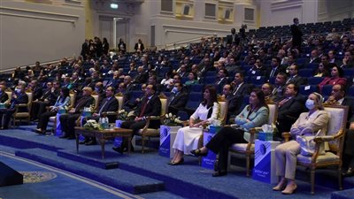 وزيرة الصناعة: الدولة المصرية في أشد الحاجة لخبراء مؤتمر مصر تستطيع