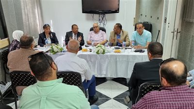 جمعية مستثمرى أكتوبر تبحث مع الجمارك المعوقات أمام المستثمرين بالموانئ