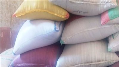 ضبط 60 أردب قمح بحوزة أحد التجار في طهطا بسوهاج