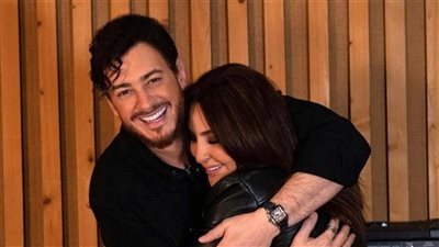 إليسا تنتظر كسر حاجز الـ 100 مليون مشاهدة بــ 