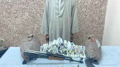 حبس عنصر إجرامى بتهمة إدارة وكرا لتجارة المخدرات بأسوان