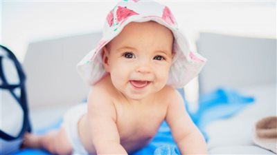 للأمهات.. اتبعى هذه النصائح مع طفلك في الطقس الحار