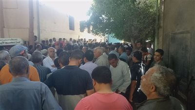 جنازة شعبية مهيبة للأطفال ضحية الذبح علي يد الأم بالدقهلية.. فيديو