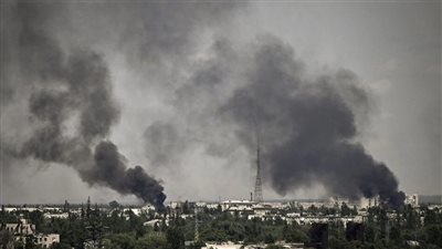 روسيا تقصف مصنعًا للمواد الكيميائية في سيفيرودونتسك.. وقطع الاتصالات بخيرسون