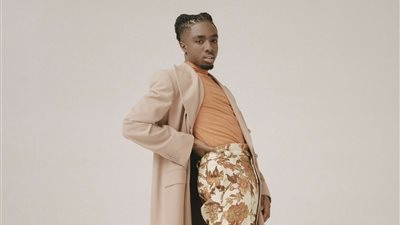 جلسة تصوير كاليب ماكلولين للعدد الجديد من Teen Vogue | صور 