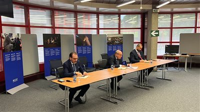 سعفان يبحث مع مدير منظمة الهجرة الدولية بناء قدرات الشباب وتحسين ظروف العمل 