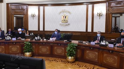 الحكومة: القطار الكهربائي السريع يوفر نصف مليون فرصة عمل