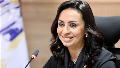 مايا مرسي: التناول الإعلامي لقضايا المرأة يؤثر على صورتها فى المجتمع