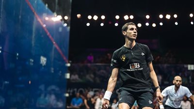 علي فرج يتأهل لدور نصف النهائي في بطولة الجونة للإسكواش |فيديو