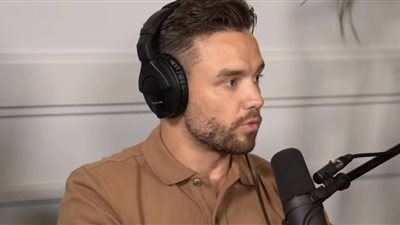 ليام باين يسخر من جيجي حديد وزين مالك