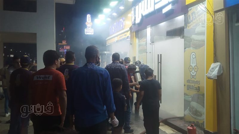 حريق هائل يلتهم مطعما