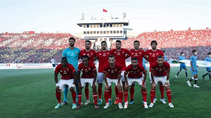 لاعبو الأهلي