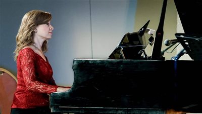 الجمعة.. بيانو إيمان شاكر والأصدقاء على المسرح الصغير بالأوبرا