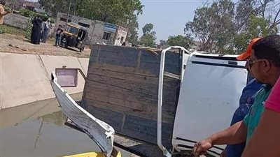 الصور الأولى لحادث تصادم في الدقهلية يسفر عن إصابة 11 شخصًا 