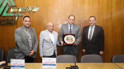 نقيب المهندسين يكرم مراد باخوم الفائز بجائزة أفضل مهندس بالشرق الأوسط