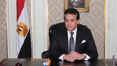  عبد الغفار يستعرض استراتيجية تطوير المنظومة الصحية في مصر