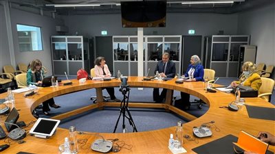 سعفان يستعرض مع كبار المسئولين التقدم الذي أحرزته مصر في معايير العمل الدولية