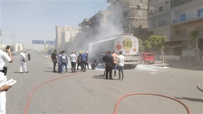 مصرع وإصابة 3 أشخاص في حريق سيارة أعلى الطريق الدائري 