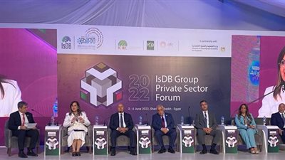 عبد المنعم التراس يجري محادثات مكثفة مع وفود الشركات العالمية وكبار المستثمرين 