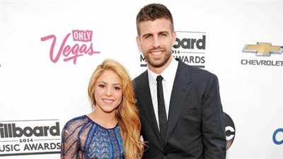 نقل المطربة العالمية شاكيرا إلى المستشفى بعد خيانة بيكيه لها 