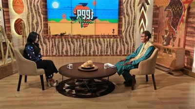 سفير الكاميرون وعادات قبيلة الجيو في 