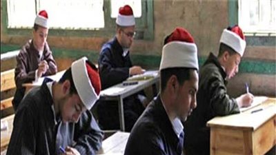 بث مباشر| طلاب الثانوية الأزهرية يغادرون اللجان بعد أداء امتحاني الفقه والحديث بسوهاج