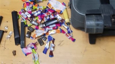 ضبط محاولة تهريب حشيش داخل لب وطوفي بقرية بضائع مطار القاهرة