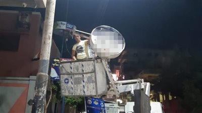 حملات ليلية مكثفة لإزالة الإعلانات المخالفة في الدقهلية